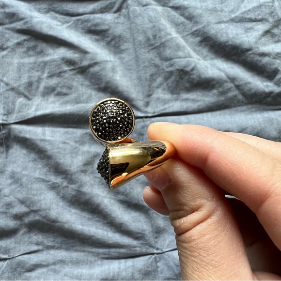 Henri Bendel Rap Band Ring - Picture 3 of 5